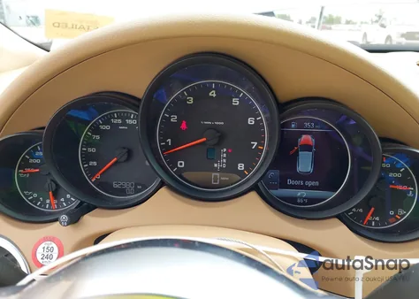 2016 Porsche Cayenne z USA, uszkodzony, nr VIN WP1AA2A23GKA38204